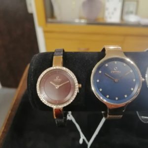 montre-obaku-mauve-et-bleu-bracelet-milanais-300x300
