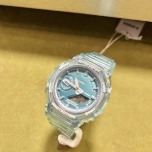Montre-G-Shock-bleu-ciel-119E-300x300