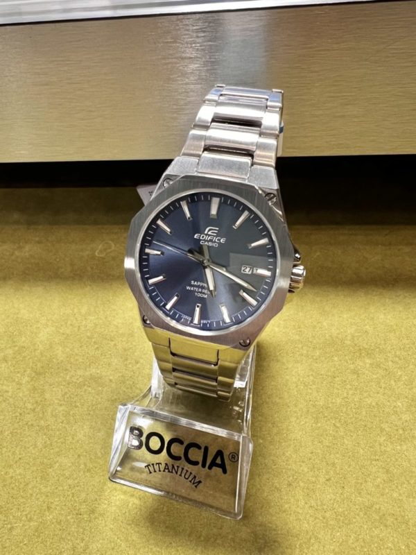 Montre acier bleu Casio Edifice 129€