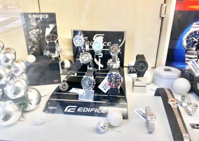 Vitrine_horlogerie2-400x284