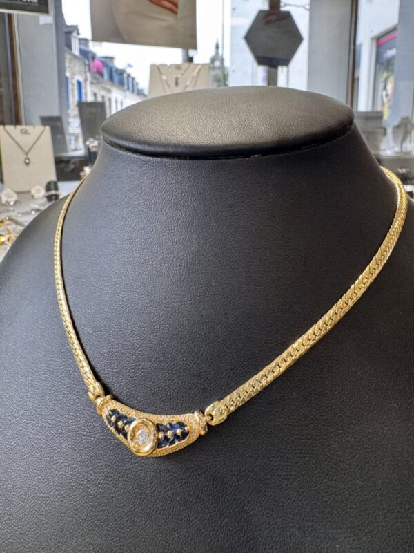 Collier diamants central or 18 carats 0,45ct 12 navettes saphir
