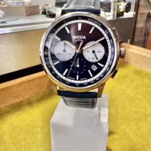Montre allemande Boccia titane verre saphir bleu marine